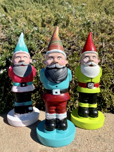 A Paint Your Gnomes ceramic painting project by Yaymaker