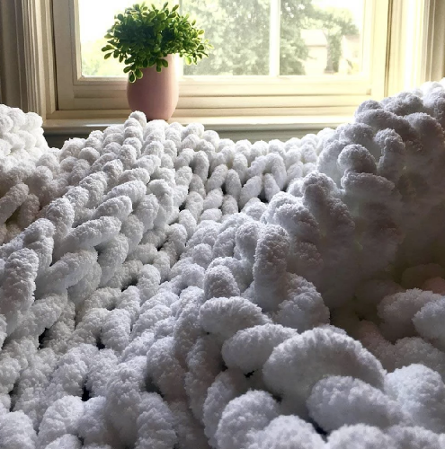 A Chunky Blanket Maker experience project by Yaymaker