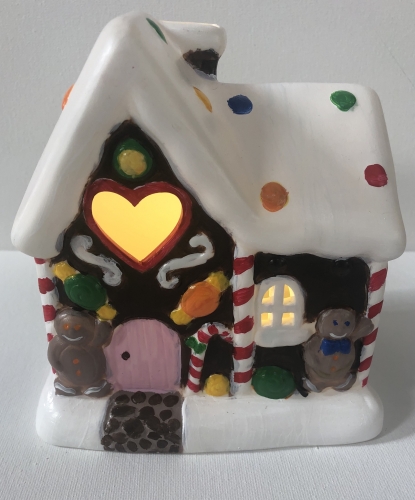 A Ceramic Gingerbread House experience project by Yaymaker