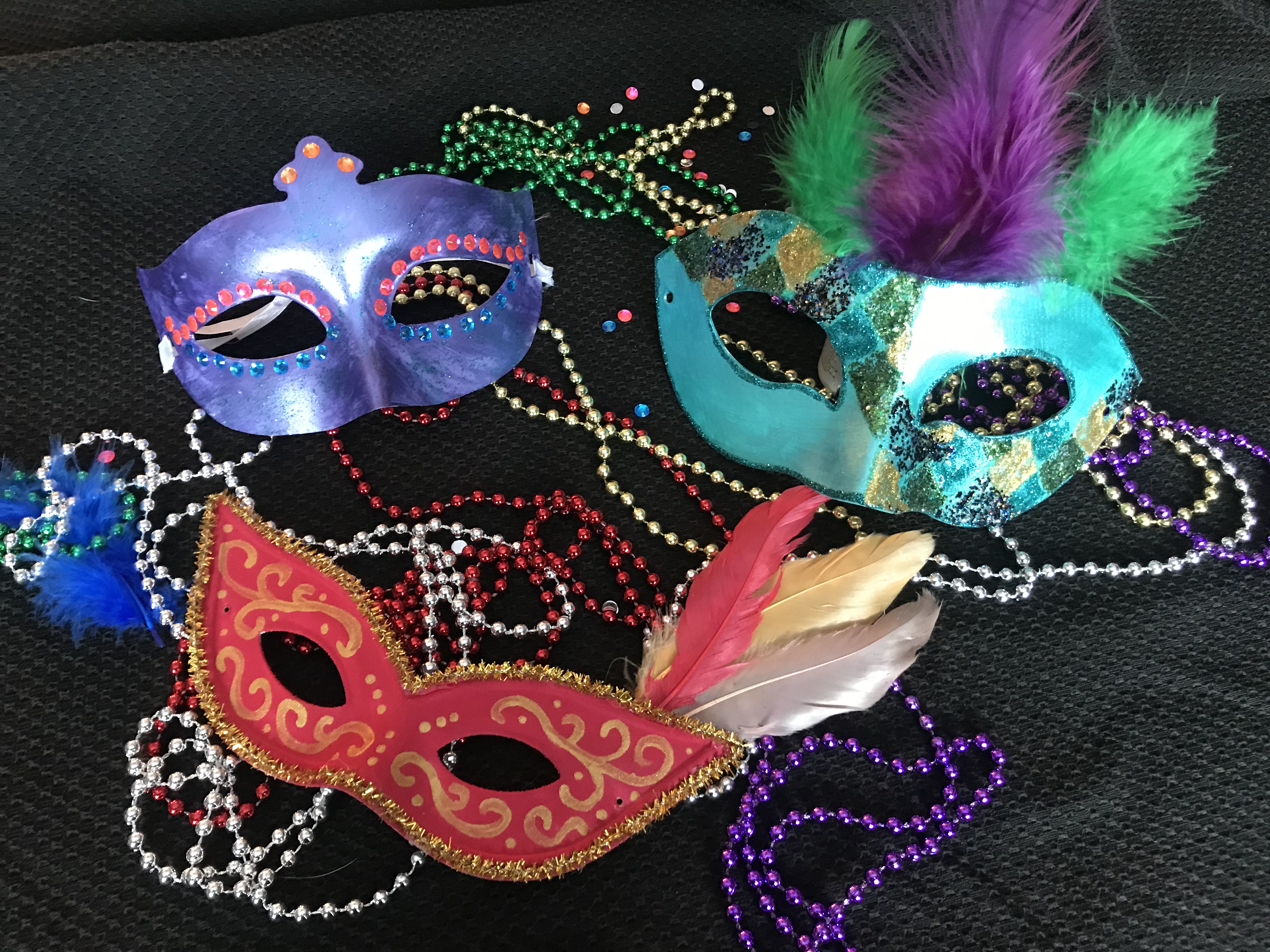 A Mardi Gras Celebration  Customize 3 Masks experience project by Yaymaker