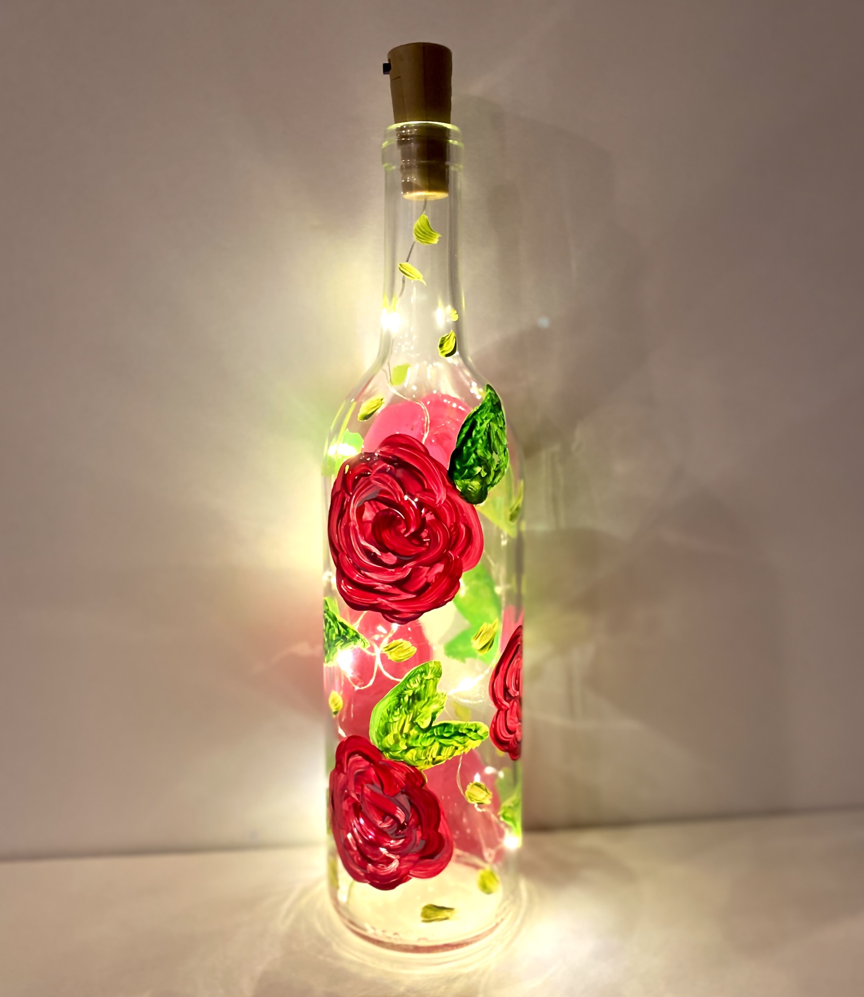 A Easy Breezy Rose Bud Wine Bottle With Fairy Lights experience project by Yaymaker