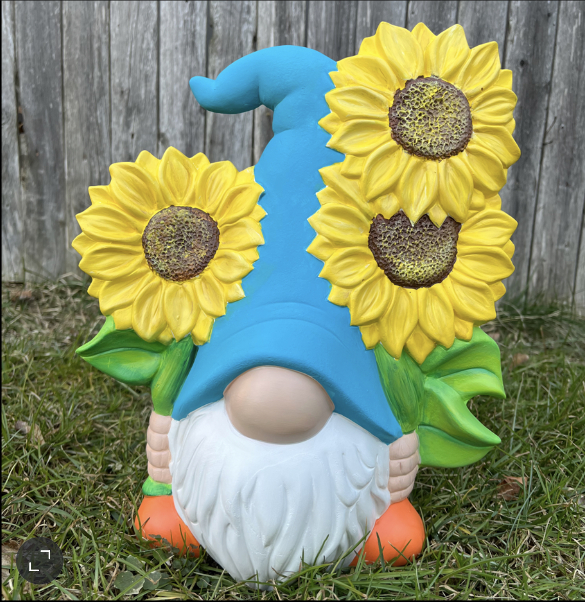 A Ceramic Sunflower Gnome  experience project by Yaymaker
