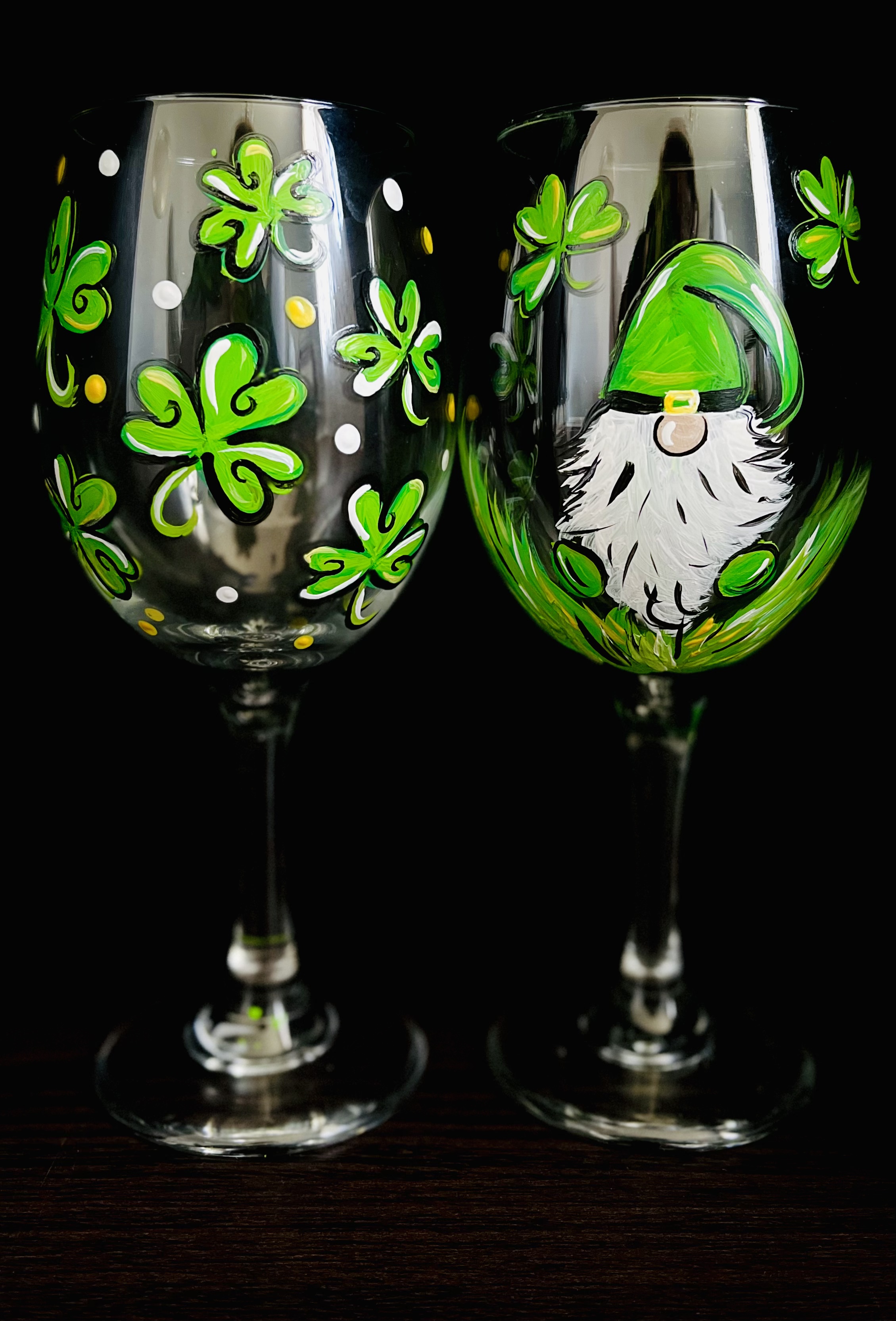 Paint 2 Wine Glasses!