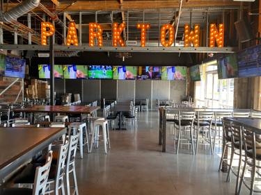 Parktown Pizza Meridian , San Jose, CA | Yaymaker