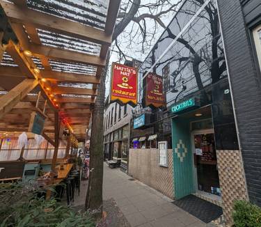 Hattie's Hat  , Seattle, WA | Yaymaker