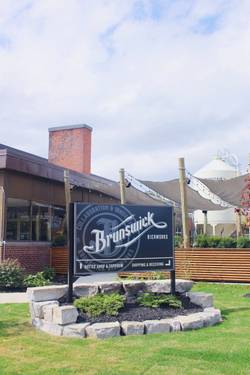 Brunswick Bierworks , East York, ON | Yaymaker