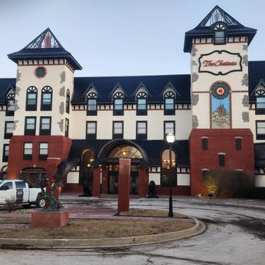 The Chateau Hotel & Lido Lounge