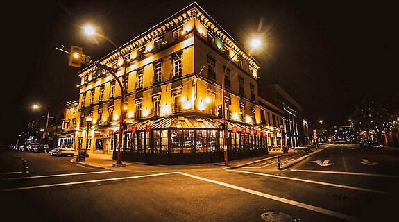 Swans Pub