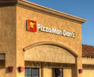A photo of a Yaymaker Venue called PizzaMan Dan's Camarillo located in Camarillo, CA