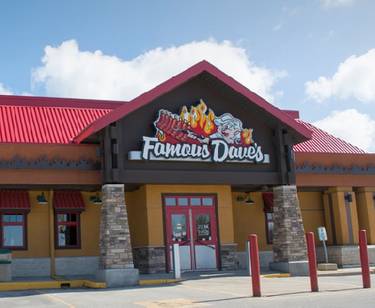 A photo of a Yaymaker Venue called Famous Dave's located in winnipeg, MB