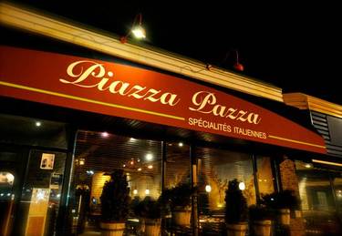 A photo of a Yaymaker Venue called Piazza Pazza Champlain Mall located in Brossard, QC
