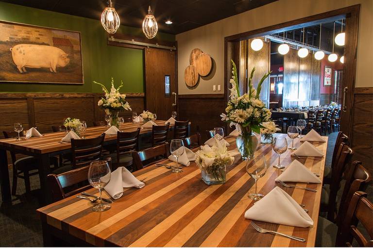 A photo of a Yaymaker Venue called Barley's Kitchen + Tap located in Overland Park, KS