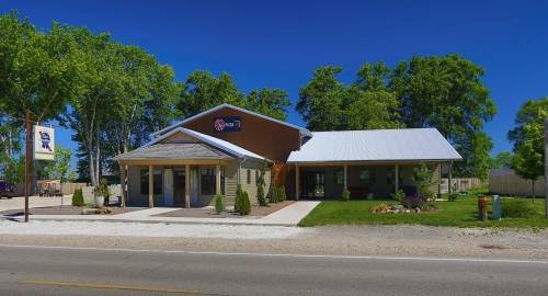 A photo of a Yaymaker Venue called Pizza 150 located in Edwards, IL