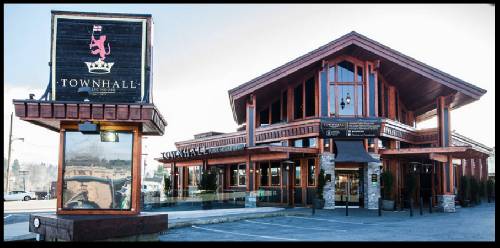 A photo of a Yaymaker Venue called TOWNHALL Public House Abbotsford located in Abbotsford, BC