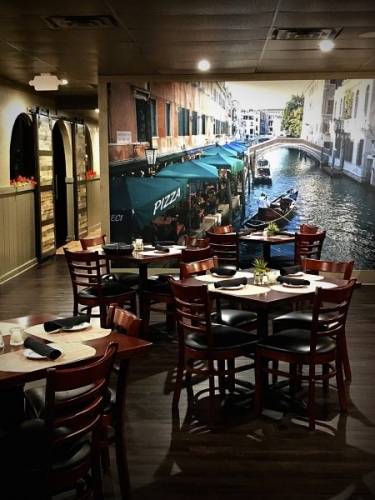 A photo of a Yaymaker Venue called Matteos Casual Italian located in North Royalton, OH , OH