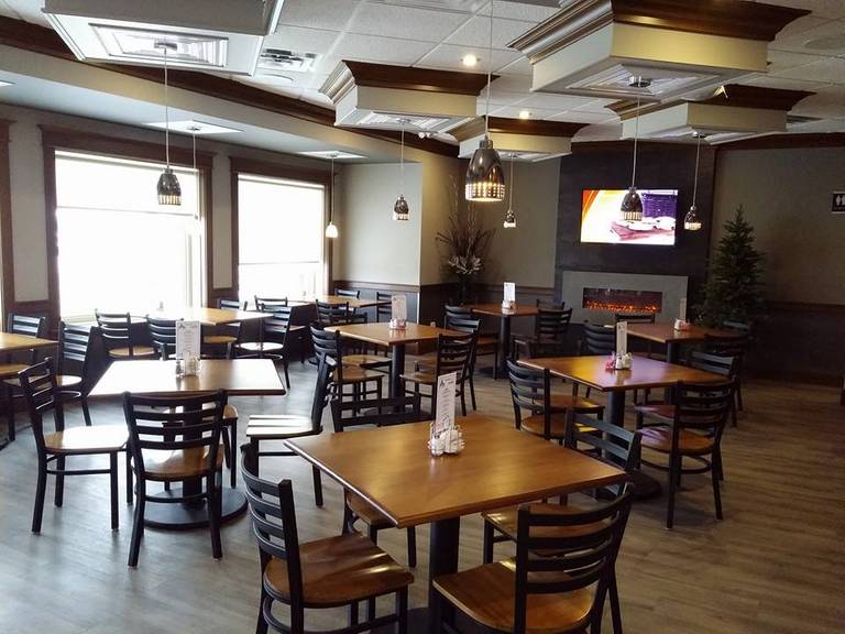 A photo of a Yaymaker Venue called Uncle Gino's Cafe located in Sault Ste. Marie, ON