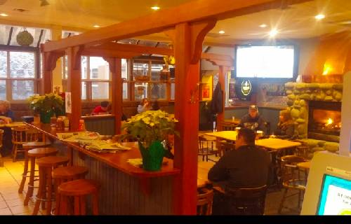 A photo of a Yaymaker Venue called Windward Pub located in Nanaimo, BC