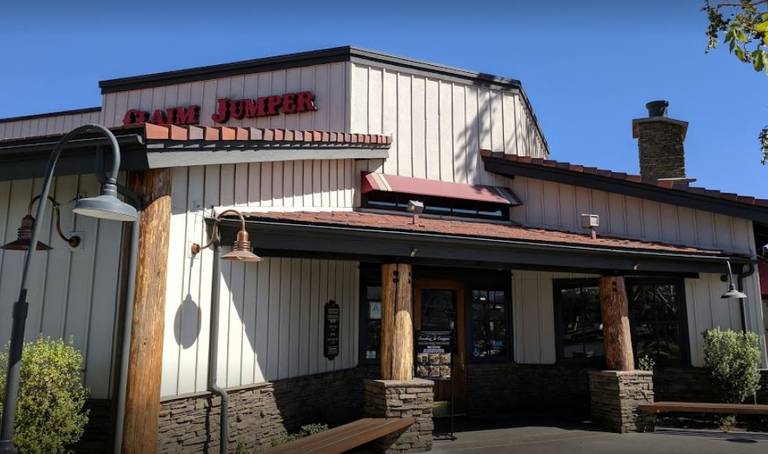 A photo of a Yaymaker Venue called Claim Jumper Valencia located in Valencia, CA