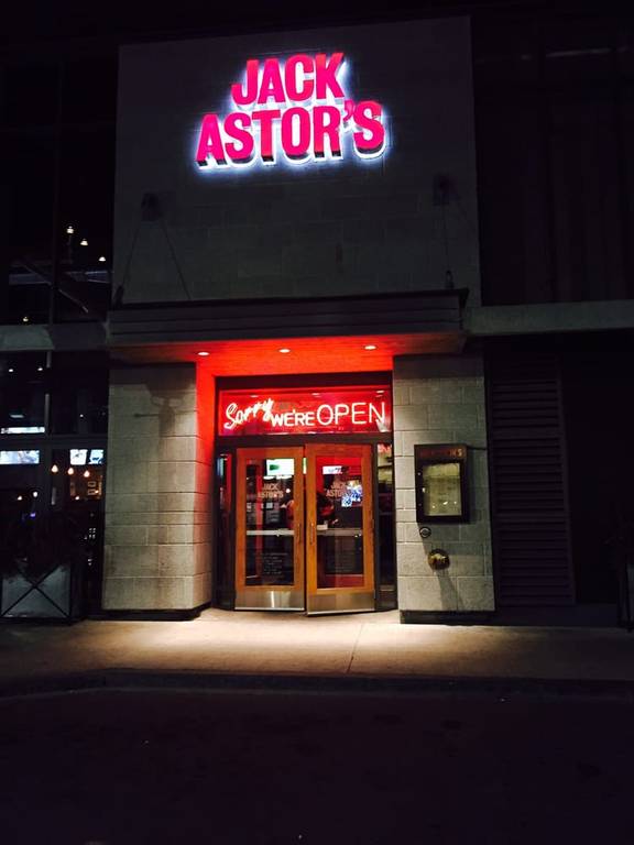 A photo of a Yaymaker Venue called Jack Astor's Bar & Grill (Lansdowne) located in Ottawa, ON