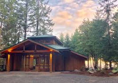 A photo of a Yaymaker Venue called Parrett Mountain Cellars located in Newberg, OR