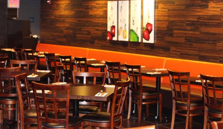 A photo of a Yaymaker Venue called Clear Lake Restaurant (Long Island City) located in Long Island City, NY