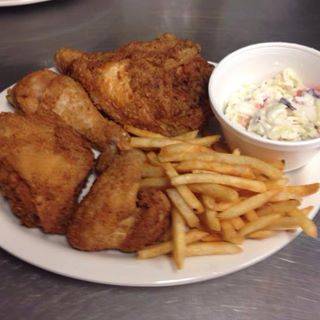 A photo of a Yaymaker Venue called River Roadhouse located in Mackinaw, IL