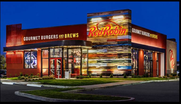 A photo of a Yaymaker Venue called Red Robin Gourmet Burgers and Brews (Secaucus) located in secaucus, NJ