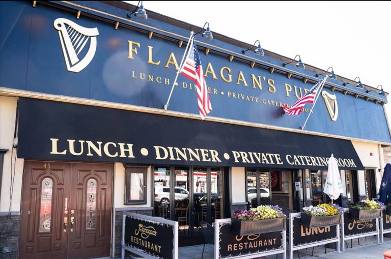 A photo of a Yaymaker Venue called Flanagans Pub (Ronkonkoma) located in East Moriches, NY