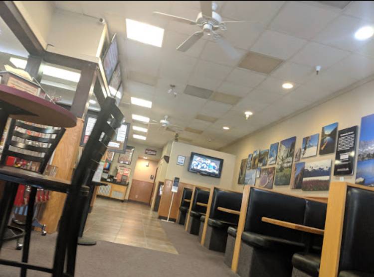 A photo of a Yaymaker Venue called Mountain Mikes Pizza -Martell/Jackson located in Jackson, CA