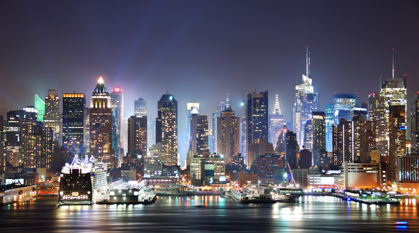 A photo of a Yaymaker Venue called Hudson Blue Bar & View (Weehawken) located in Weehawken, NJ