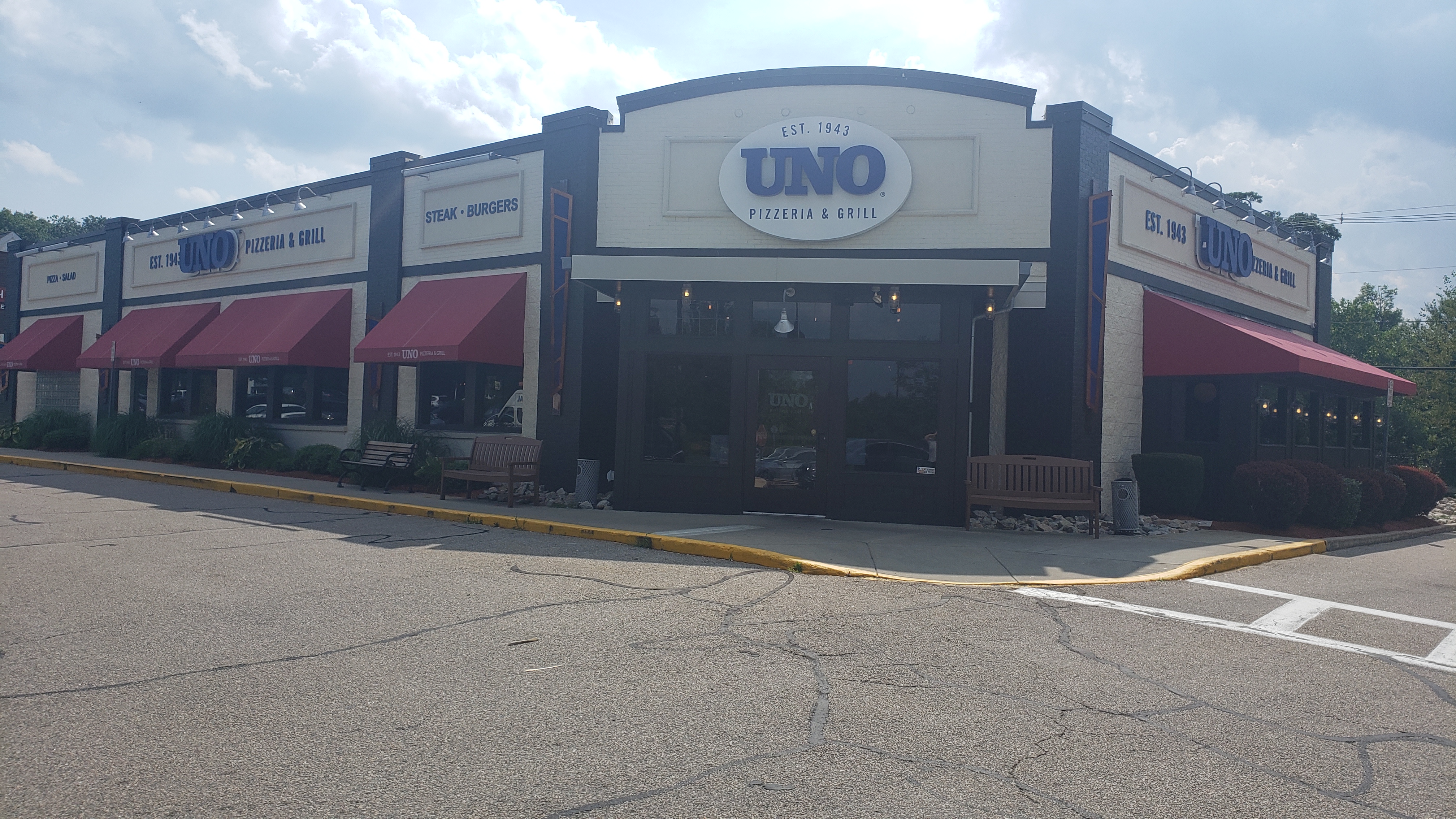 A photo of a Yaymaker Venue called Uno Pizzeria and Grill Smithfield located in Smithfield, RI